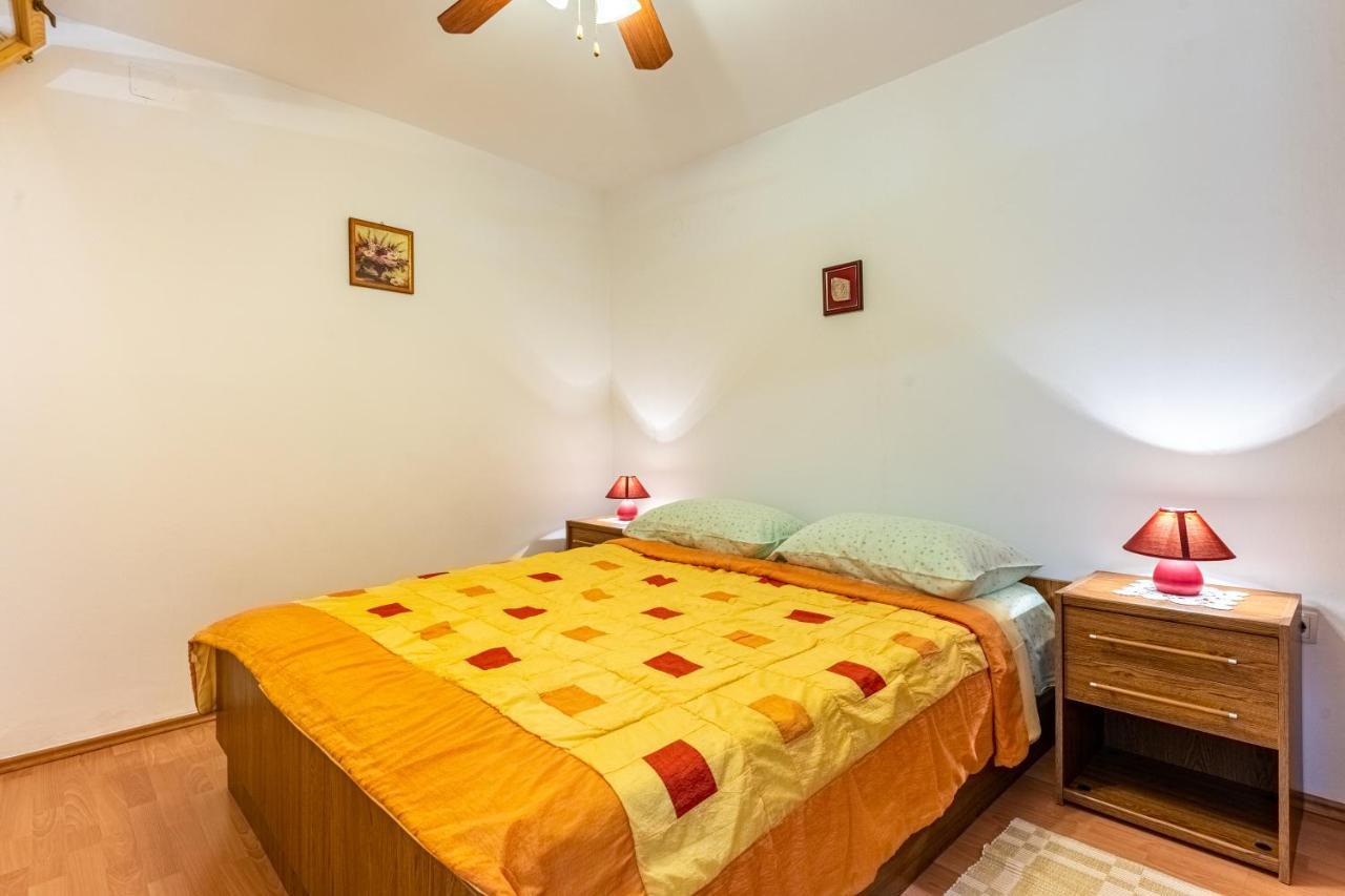 Kovacine Apartment ツレス エクステリア 写真